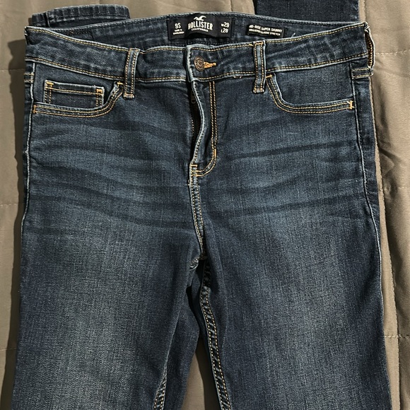 Hollister Low Rise Super Skinny Classic Stretch - Picture 7 of 10